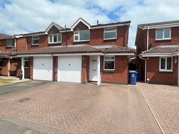 3 Bedroom Property To Rent In Evergreen Heights, Cannock, WS12