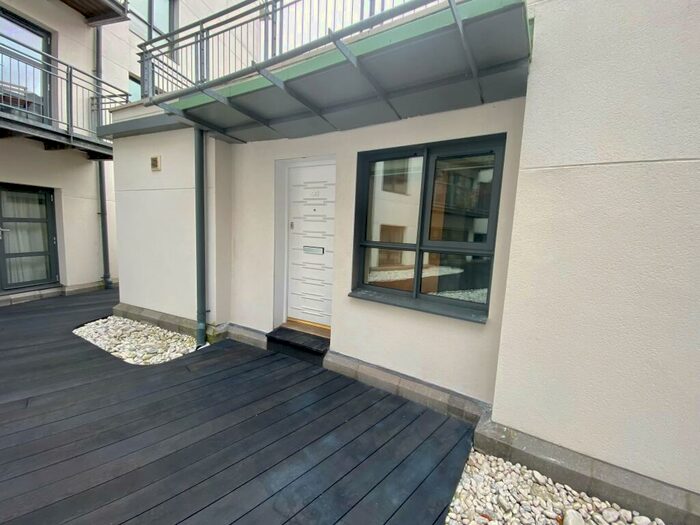 2 Bedroom Apartment To Rent In The Arena, City Centre, NG1