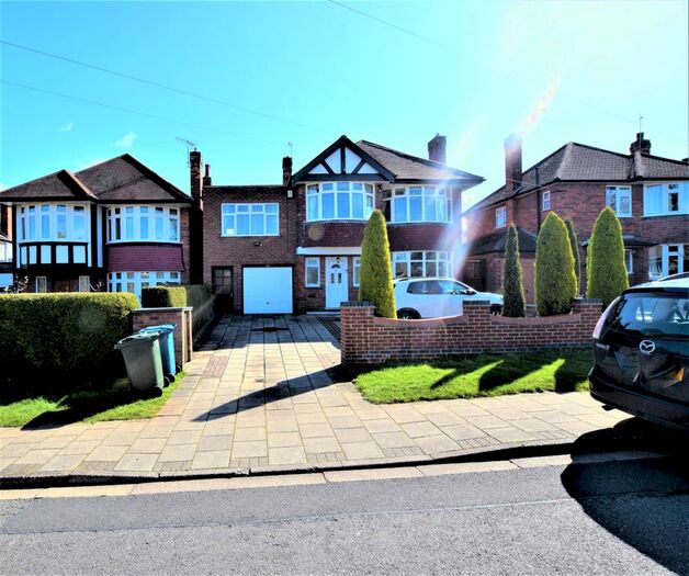4 Bedroom Detached House To Rent In Musters Road, West Bridgford, Nottingham, NG2