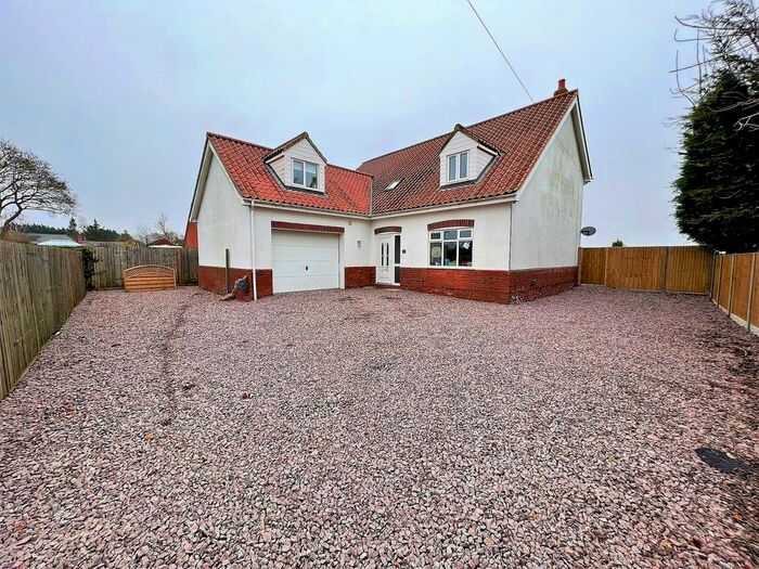 4 Bedroom Detached House For Sale In Station Road, Bardney LN3