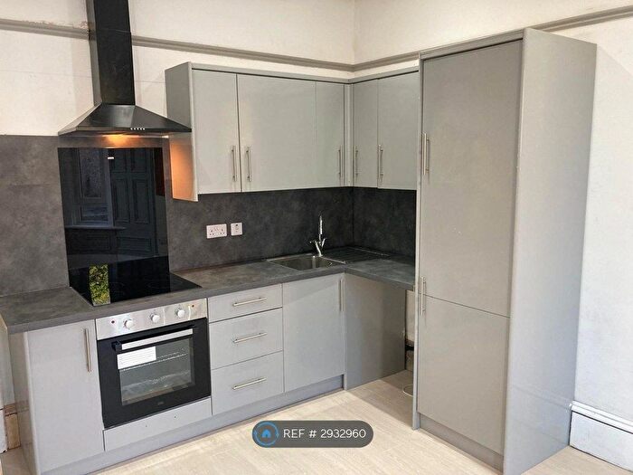 2 Bedroom Flat To Rent In Nelson Street, Dundee, DD1