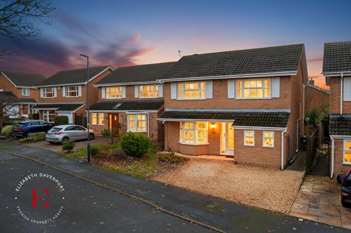 4 Bedroom Detached House For Sale In Monument Way, Stratford-Upon-Avon, CV37