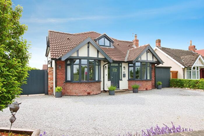 5 Bedroom Detached Bungalow For Sale In Stockton Lane, York, YO31