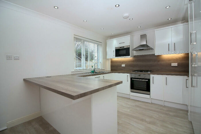 2 Bedroom Semi-Detached House To Rent In Paterson Avenue, Irvine, KA12