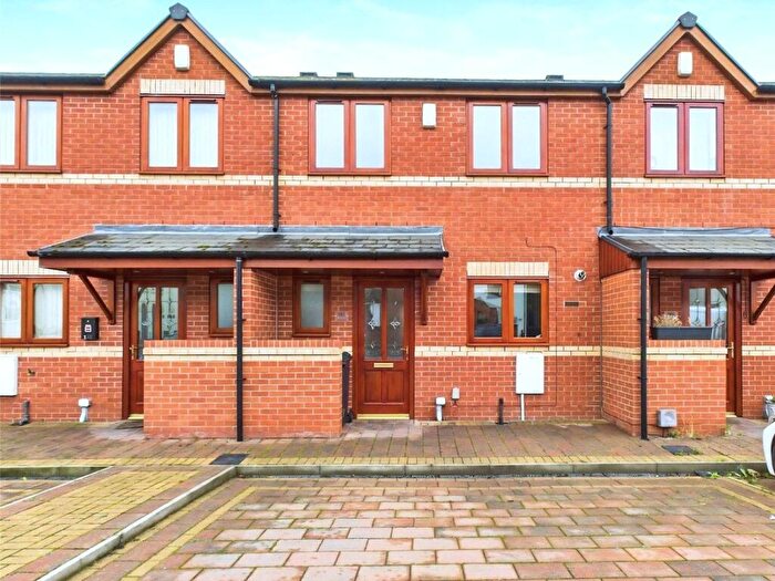 2 Bedroom Town House For Sale In Breach Road, Heanor, Derbyshire, DE75
