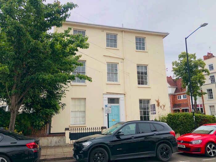 1 Bedroom Flat To Rent In Portland Place East, Leamington Spa, CV32