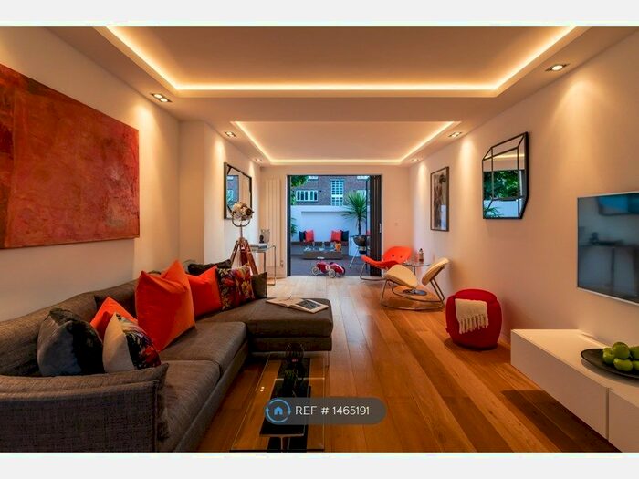 5 Bedroom End Of Terrace House To Rent In Bedford Park, London, W4