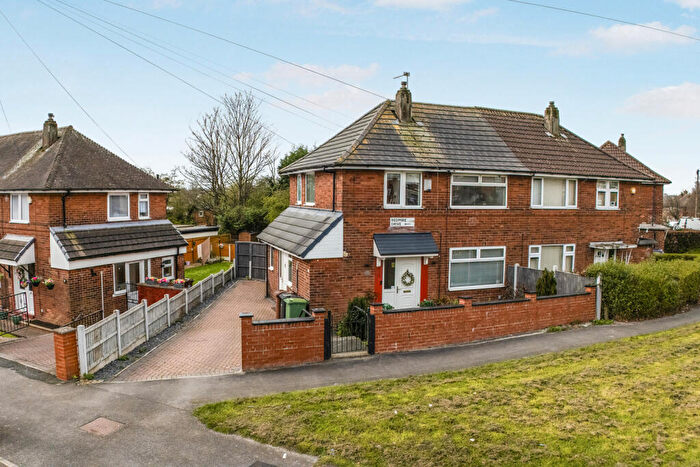 2 Bedroom Semi Detached House For Sale In Redmire Drive, Leeds, West Yorkshire, LS14