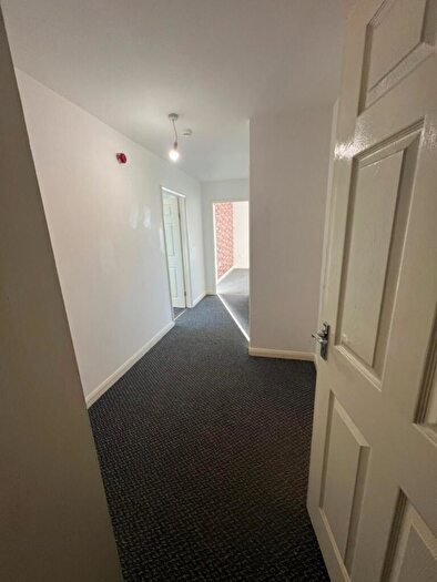 2 Bedroom Apartment To Rent In Towngate Mews, Mapplewell, S75