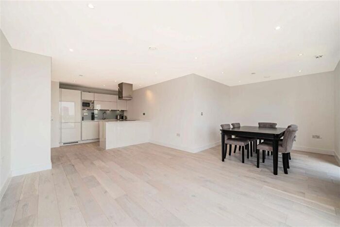 1 Bedroom Flat For Sale In Commercial Street, Aldgate East, E1