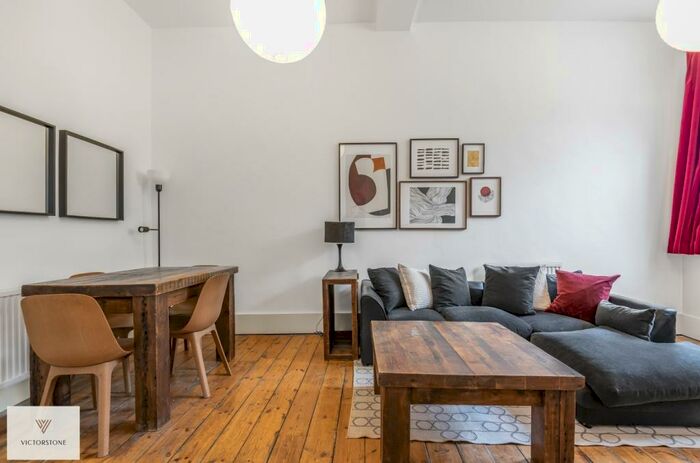 Apartment To Rent In New North Road, Shoreditch, London, N1