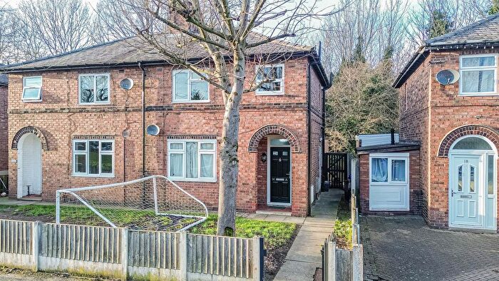 1 Bedroom Flat For Sale In Secker Avenue, Warrington, WA4