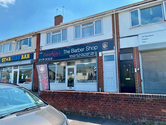2 Bedroom Flat To Rent In Westbourne Road, Downend, Bristol, BS16