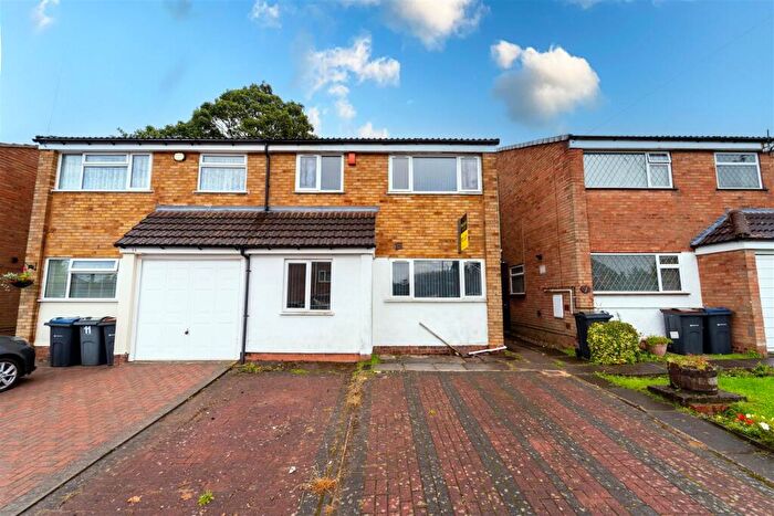 5 Bedroom House To Rent In Wellman Croft, Birmingham, West Midlands, B29