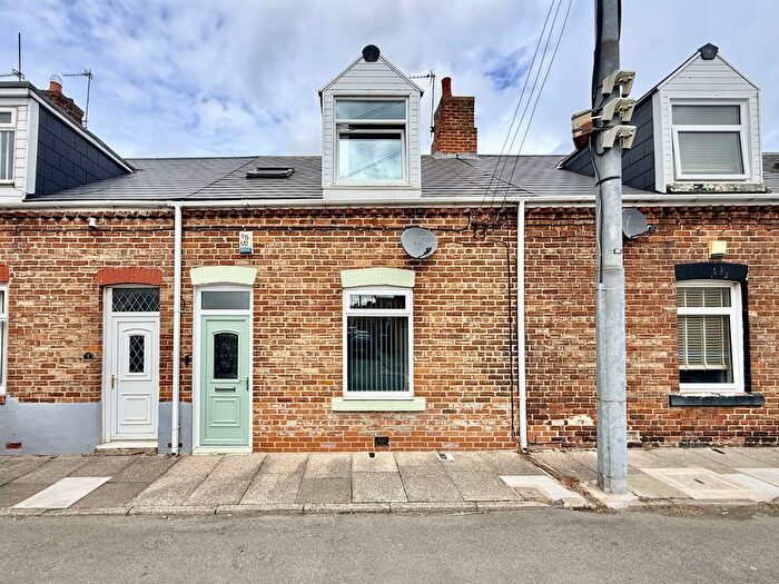 2 Bedroom Terraced House For Sale In Londonderry Street, Sunderland, Tyne And Wear, SR3