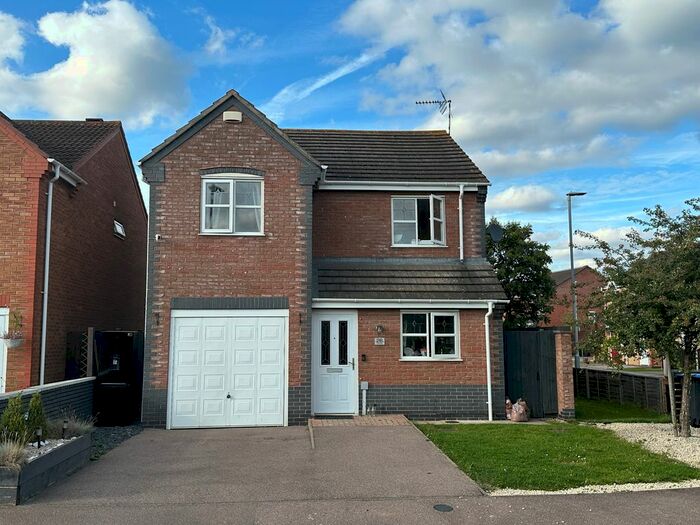 3 Bedroom Detached House To Rent In Livia Close, Hinckley, LE10