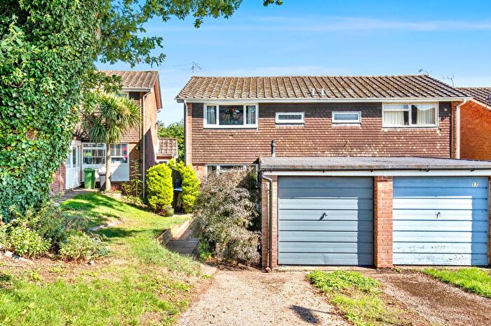 3 Bedroom Semi Detached House For Sale In Fantails, Alton, GU34