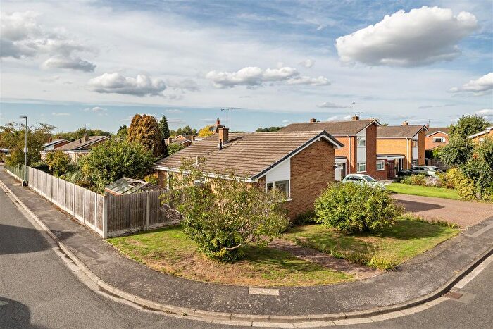 3 Bedroom Bungalow For Sale In Hardwick Drive, Loughborough, LE11