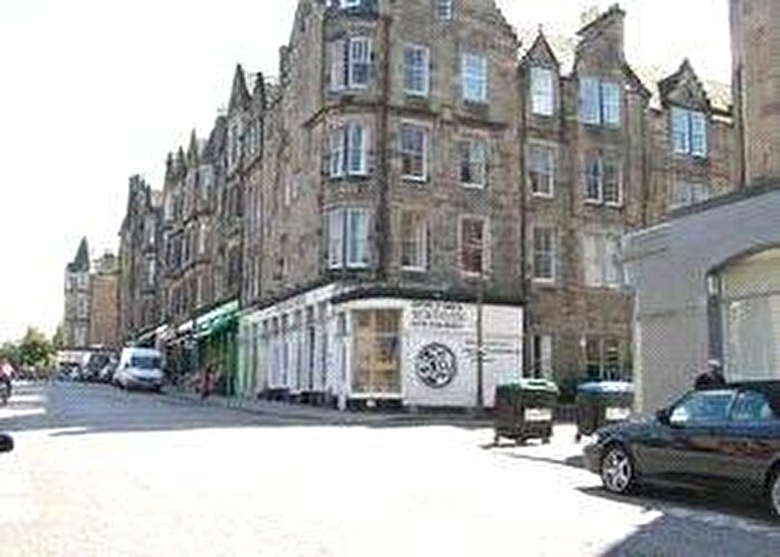 3 Bedroom Apartment To Rent In Argyle Place, Marchmont, Edinburgh, EH9