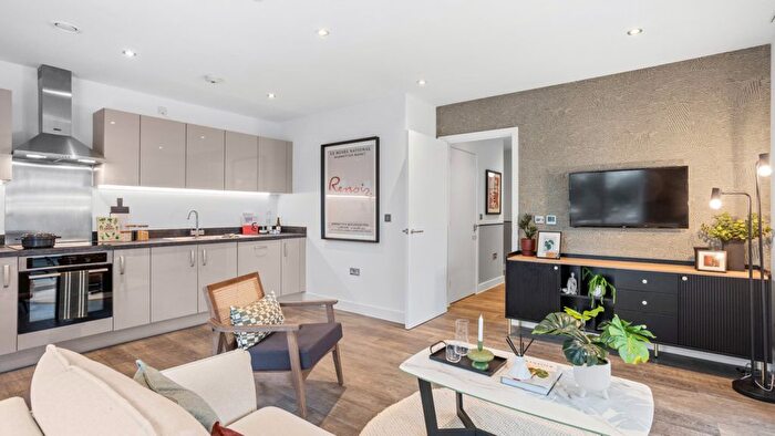 1 Bedroom Flat For Sale In Newmarket Road, Teversham, Cambridge, CB5