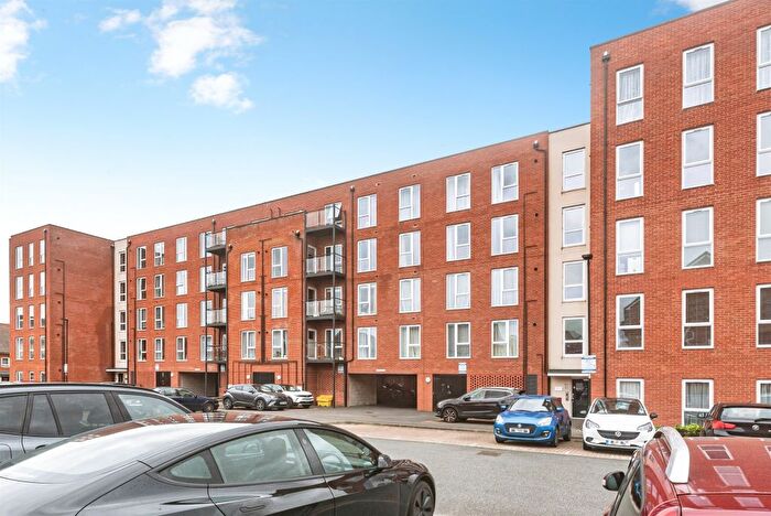 2 Bedroom Flat For Sale In Strong Drive, Basingstoke, RG21