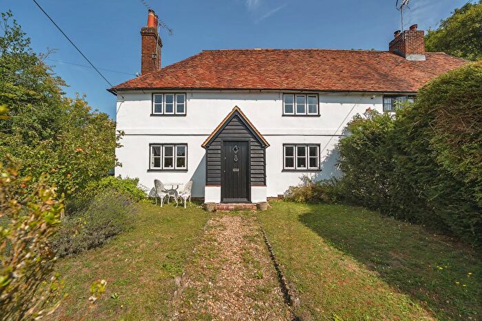 3 Bedroom Semi-Detached House For Sale In Park Lane, Abbots Worthy, SO21