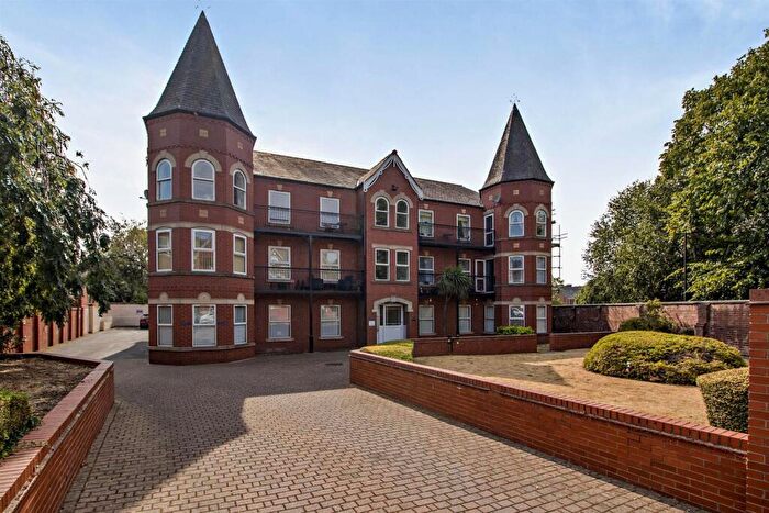2 Bedroom Apartment For Sale In Auckland Road, Doncaster, DN2