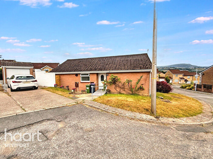 3 Bedroom Bungalow To Rent In Chester Close, Pontypool, NP4