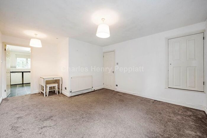 1 Bedroom Maisonette For Sale In Hampden Close, North Weald, Epping, CM16