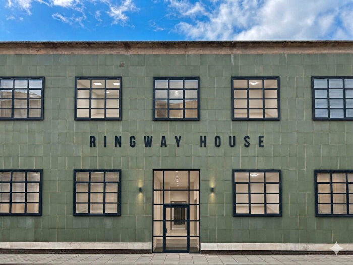 1 Bedroom Flat To Rent In Ringway House, ST1