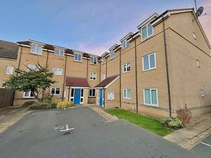 2 Bedroom Flat To Rent In Mid Water Crescent, Hampton Vale, Peterborough, PE7