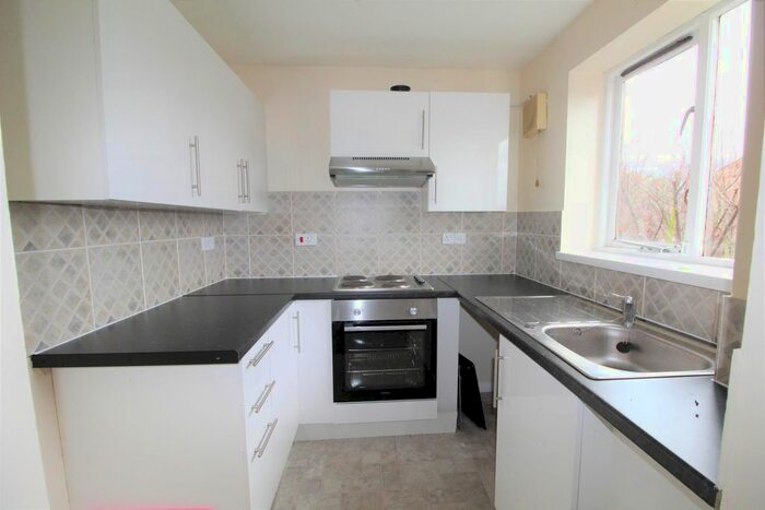 1 Bedroom Flat To Rent In Wigston Close, London, N18