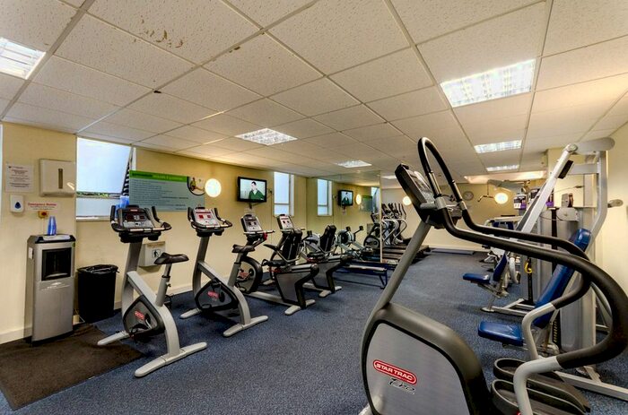 2 Bedroom Flat To Rent In Metro Central Heights, Elephant And Castle, London, SE1