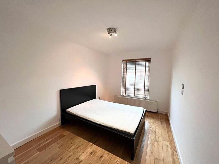 1 Bedroom Flat To Rent In Pert Close, Muswell Hill, London, N10
