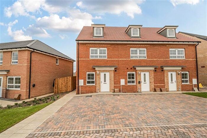 4 Bedroom Terraced House To Rent In Bedroom Terraced House In Wayfaring Avenue, Throckley, NE15