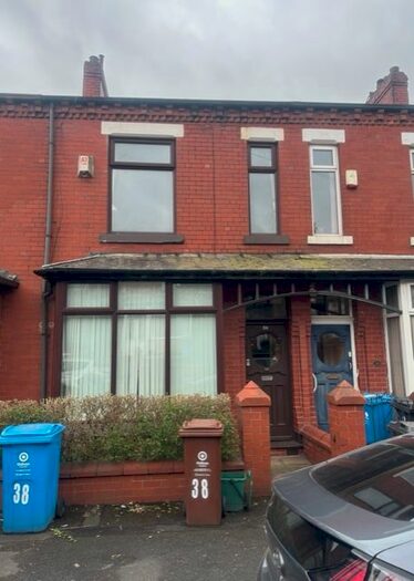 3 Bedroom Terraced House To Rent In Eastbourne Street, Oldham, OL8