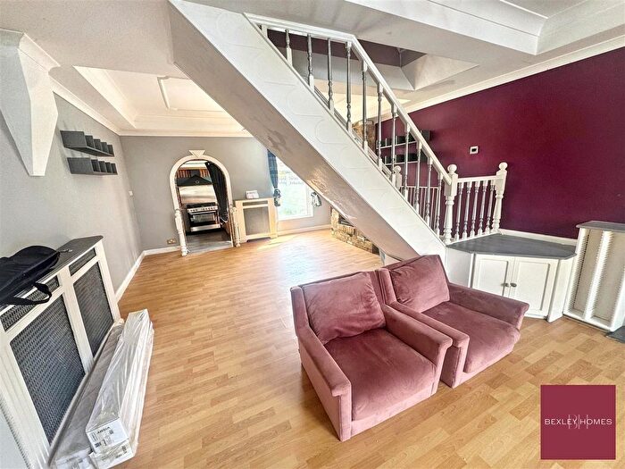 2 Bedroom Terraced House To Rent In Milton Road, Swanscombe, DA10