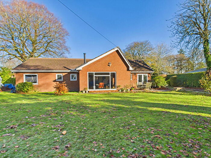 4 Bedroom Detached Bungalow For Sale In Ruff Lane, Ormskirk, L40