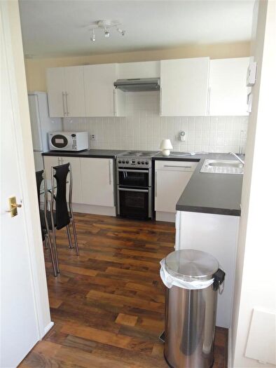 5 Bedroom Semi-Detached House To Rent In Sir Harrys Road, Edgbaston, Birmingham, B5