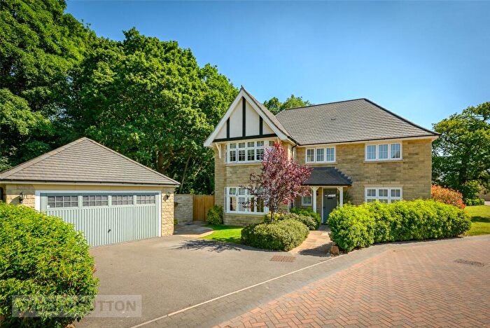 4 Bedroom Detached House For Sale In Park Gate Court, Scissett, Huddersfield, West Yorkshire, HD8