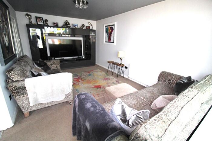 2 Bedroom Semi-Detached Bungalow For Sale In Devon Gardens, Rochford, Essex, SS4