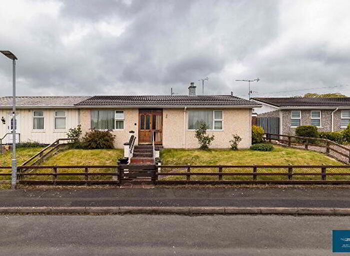 3 Bedroom Maisonettes For Sale In Dunbarton Bungalows, Gilford, BT63