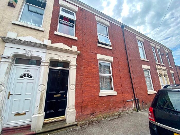 3 Bedroom Terraced House For Sale In Selborne Street, Preston, Lancashire, PR1