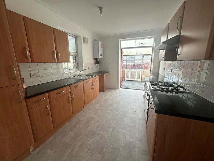 3 Bedroom Terraced House To Rent In Weston Avenue, Portsmouth, Hampshire, PO4