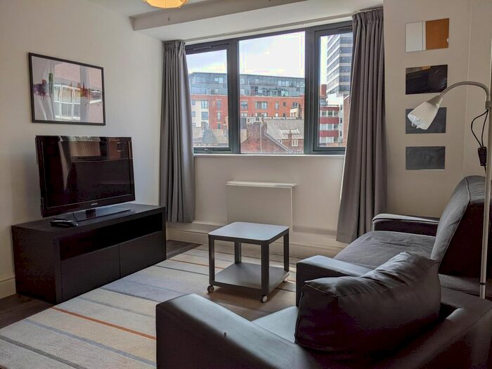 2 Bedroom Flat To Rent In Queen Street, City Centre, Sheffield, S1