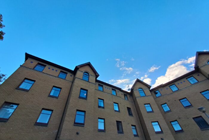 2 Bedroom Flat To Rent In , Benalder Street, G11