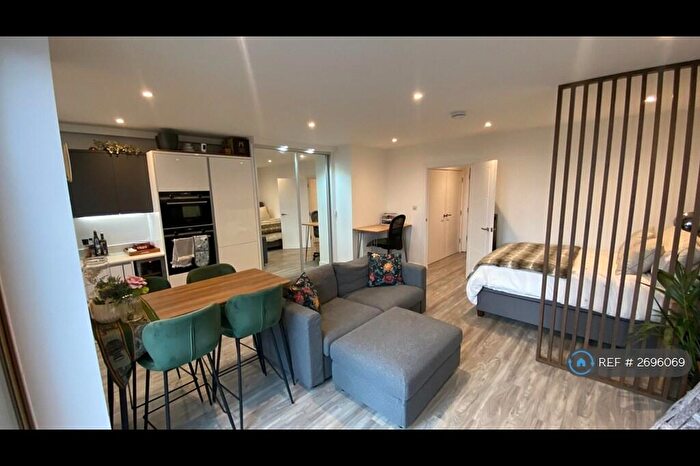 Studio To Rent In Imperial Court, London, CR4