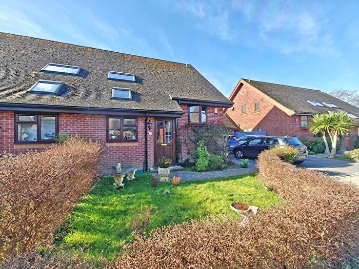 3 Bedroom Semi Detached House For Sale In Charnock Close, Hordle, Lymington, Hampshire, SO41