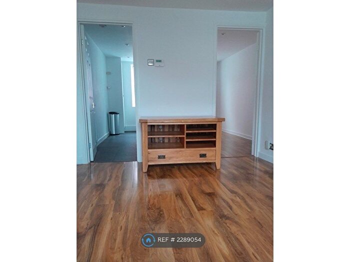 1 Bedroom Flat To Rent In Church Road, St. George, Bristol, BS5