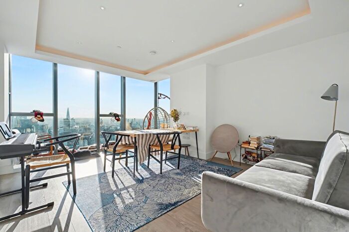 1 Bedroom Flat For Sale In Bollinder Place, Carrara Tower, EC1V